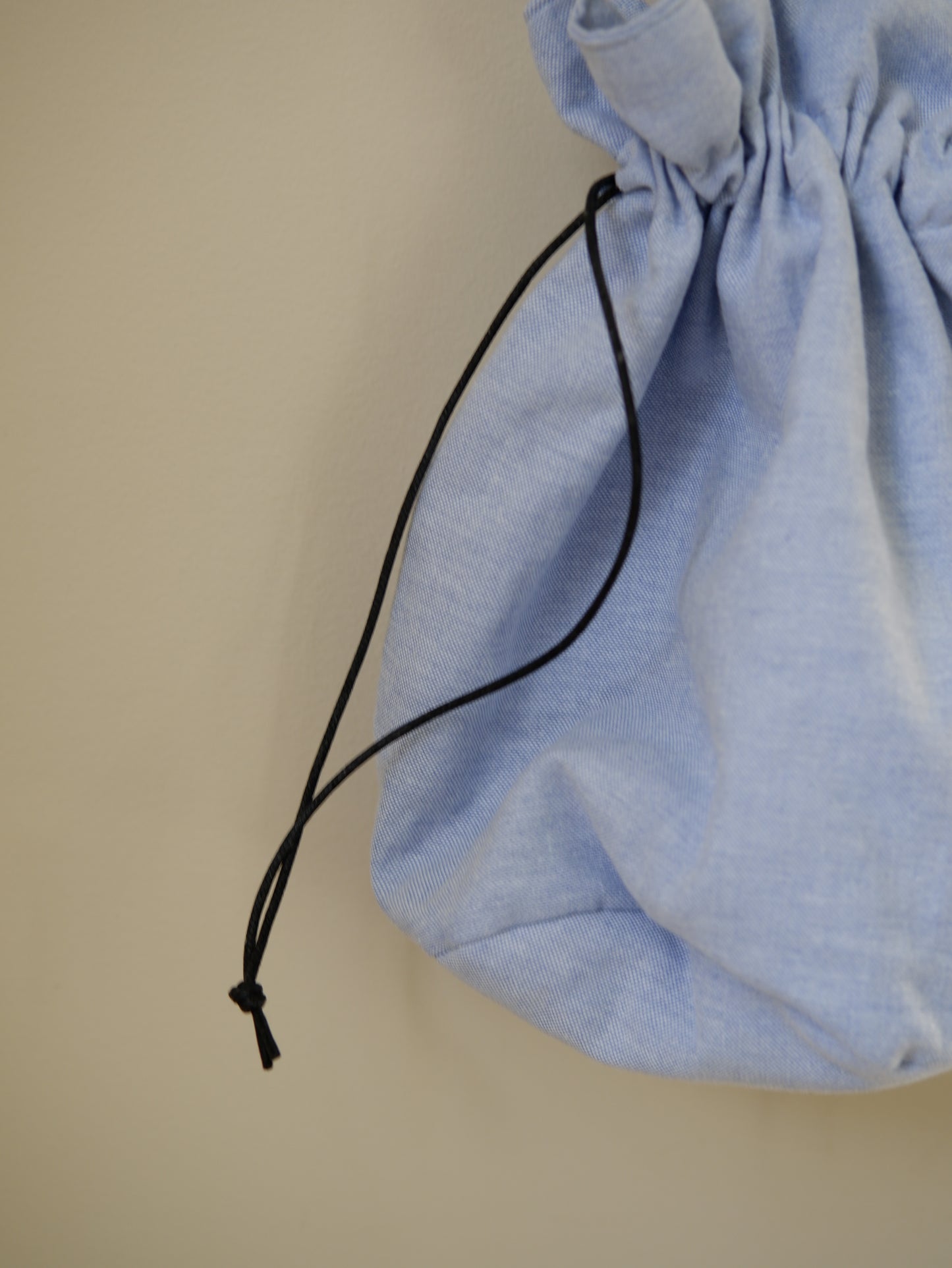 Ruffle Drawstring Bag