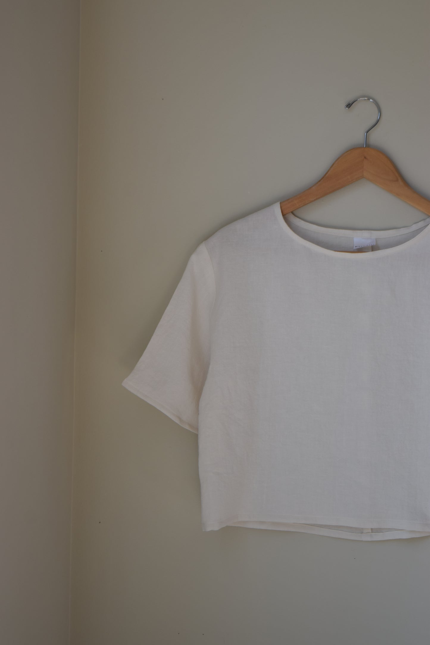 Cream Cropped Linen T-Shirt | XS