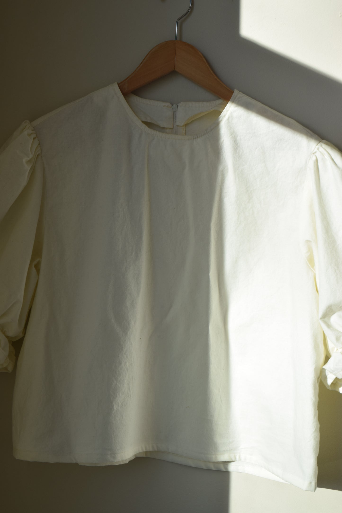 Cream Cotton Puff Sleeve Shirt