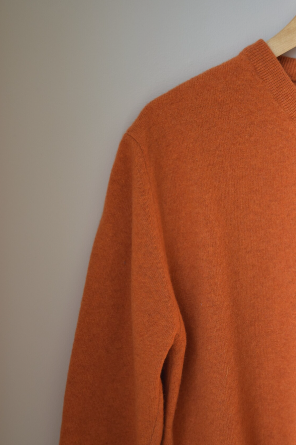 Pumpkin Wool V-neck