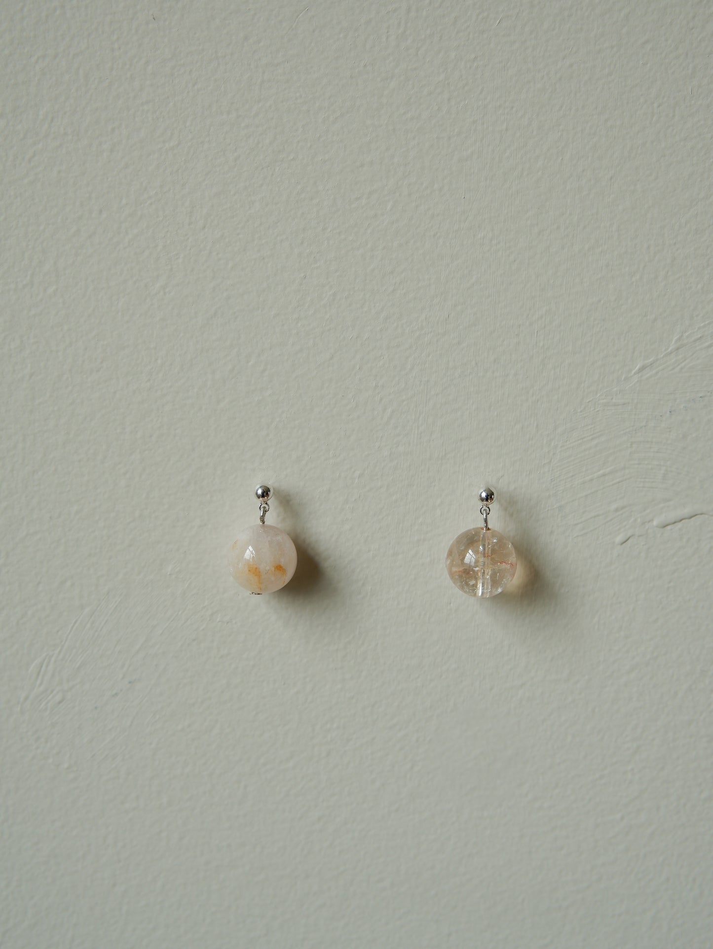 Quartz Studs