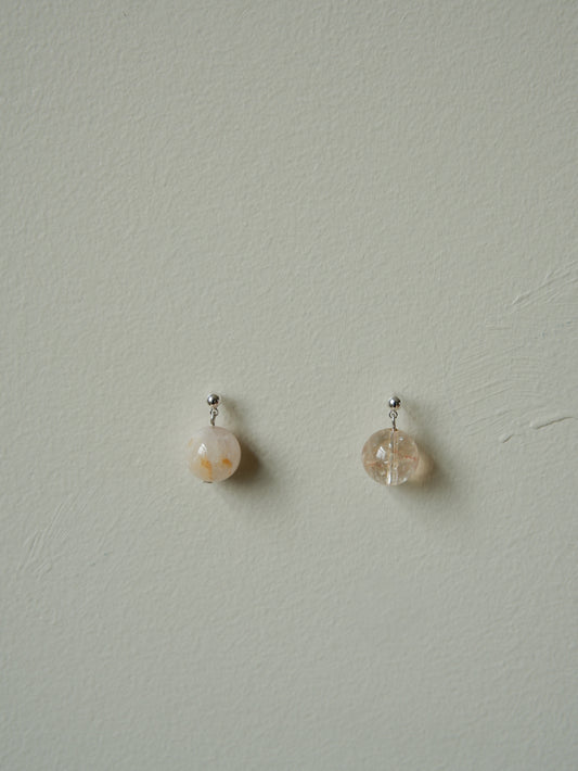 Quartz Studs